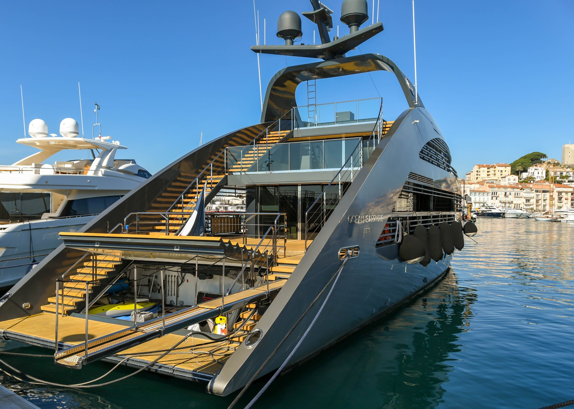 Luxury motor yacht Ocean Sapphire in Cannes